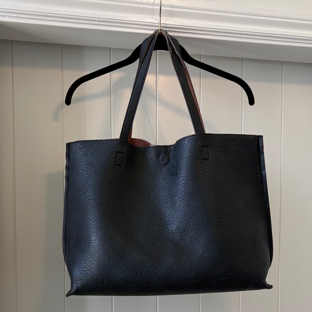 Elegant Black Leather Tote Bag